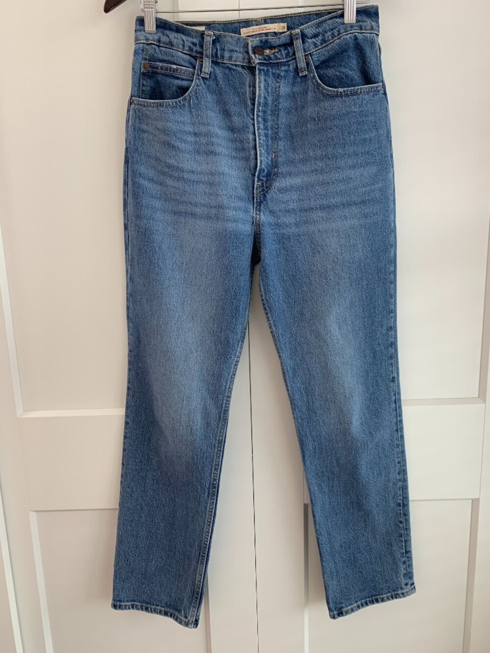 Levi's 70s HIGH Rise JEAN WOMEN'S SIZE 28